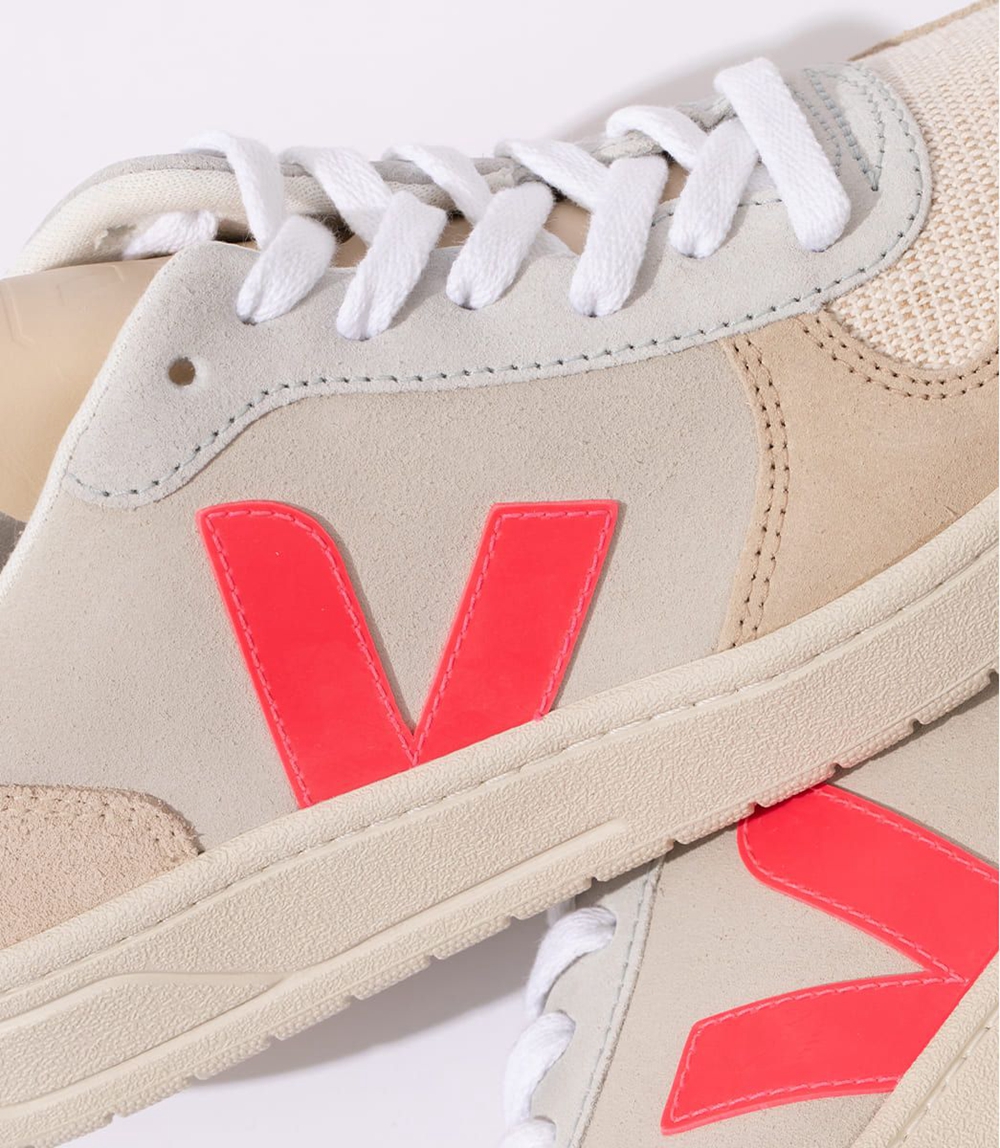 Veja V-10 スエード レディース Vegan Sneakers ベージュ ピンク | WHRL-93572